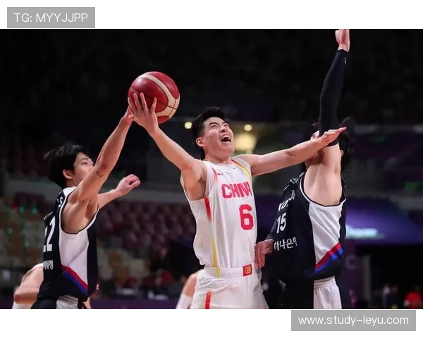 中国男篮逆转夺冠刷新纪录引爆全场激情挺进亚洲杯决赛夜再创辉煌 中国男篮逆转夺冠刷新纪录引爆全场激情挺进亚洲杯决赛夜再创辉煌