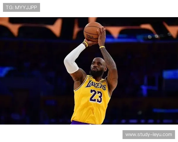 湖人迎来关键交易窗口詹姆斯表态冲击总冠军赛季前景引发联盟热议