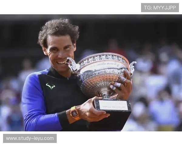 纳达尔强势复出再夺大师赛冠军引爆网坛热议成就传奇新篇章震撼球迷 纳达尔强势复出再夺大师赛冠军引爆网坛热议成就传奇新篇章震撼球迷