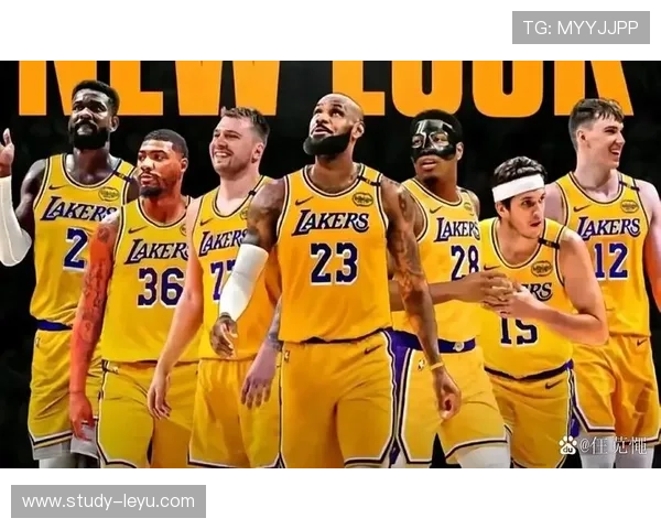 NBA最新动态:詹姆斯带领湖人逆袭勇士 范乔丹复出助力快船冲击季后赛 NBA最新动态:詹姆斯带领湖人逆袭勇士 范乔丹复出助力快船冲击季后赛