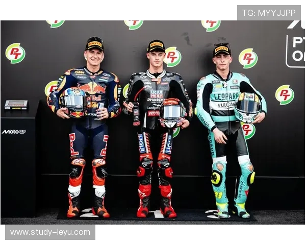 摩托GP赛季激战升级 各大车队备战新挑战 争夺年度总冠军荣誉 摩托GP赛季激战升级 各大车队备战新挑战 争夺年度总冠军荣誉