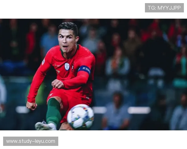 C罗带领葡萄牙晋级世界杯八强 他破纪录再次刷新历史